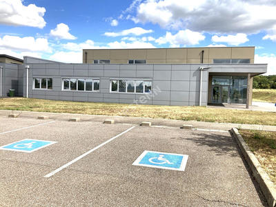 Local commercial - 476 m²