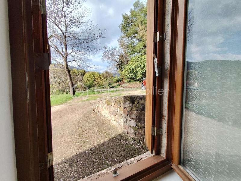 Immeuble - 166 m² - 10 pièces