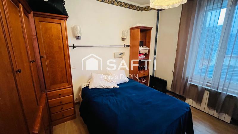 Maison - 244 m² - 8 pièces