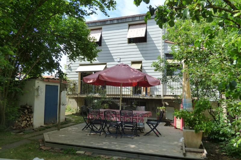 Maison - 176 m² - 9 pièces