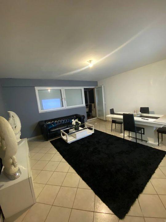 Appartement - 164 m² - 7 pièces