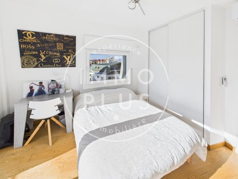 Appartement - 105 m² - 4 pièces