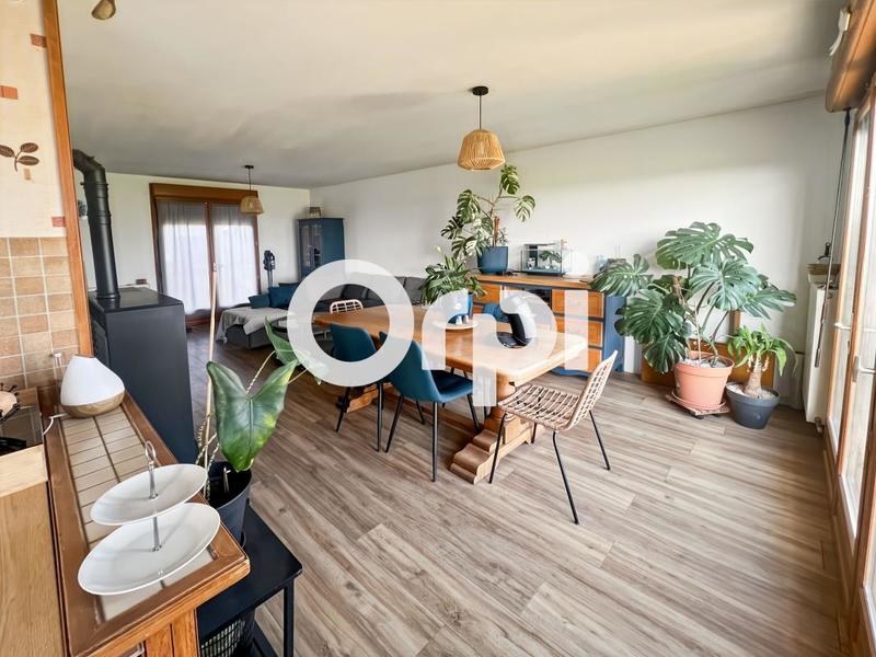 Maison - 90 m² - 4 pièces