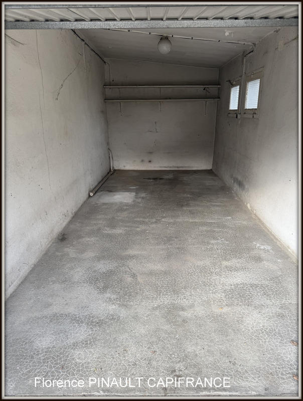 Maison - 176 m² - 8 pièces