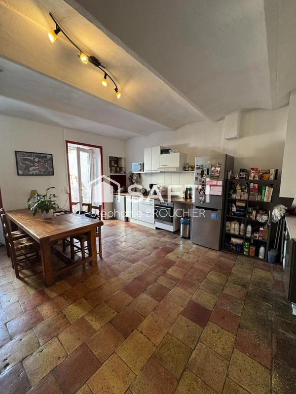 Maison - 190 m² - 8 pièces