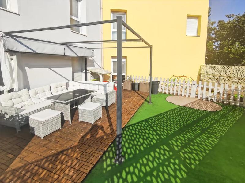 Appartement - 77 m² - 4 pièces