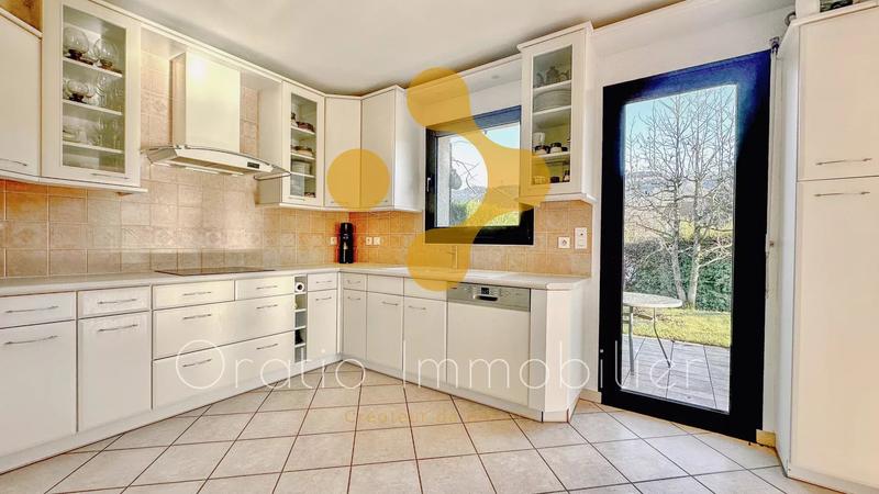 Villa - 140 m² - 5 pièces