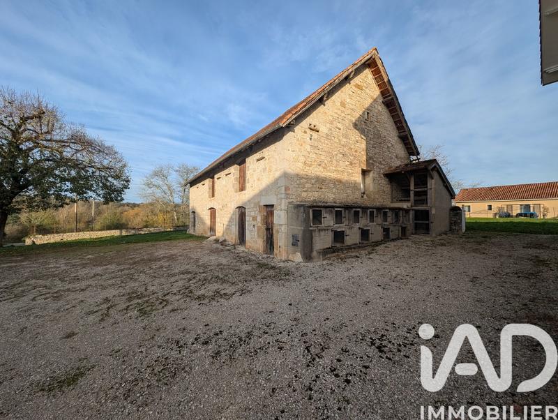 Maison - 160 m² - 5 pièces