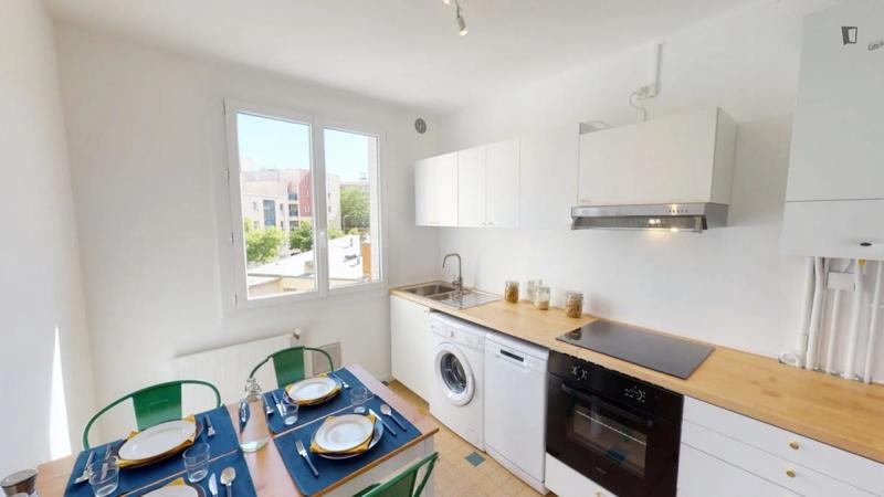 Chambre - 10 m² - 4 pièces