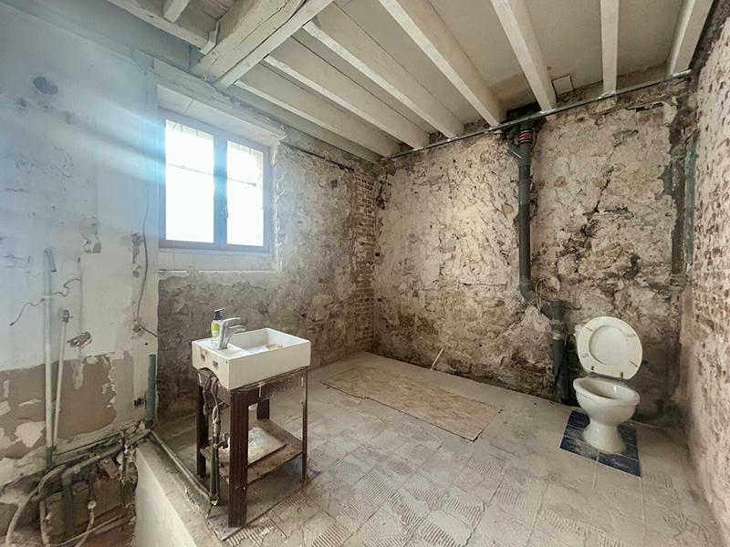 Local commercial - 75 m² - 1 pièce