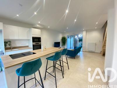 Maison - 105 m² - 5 pièces