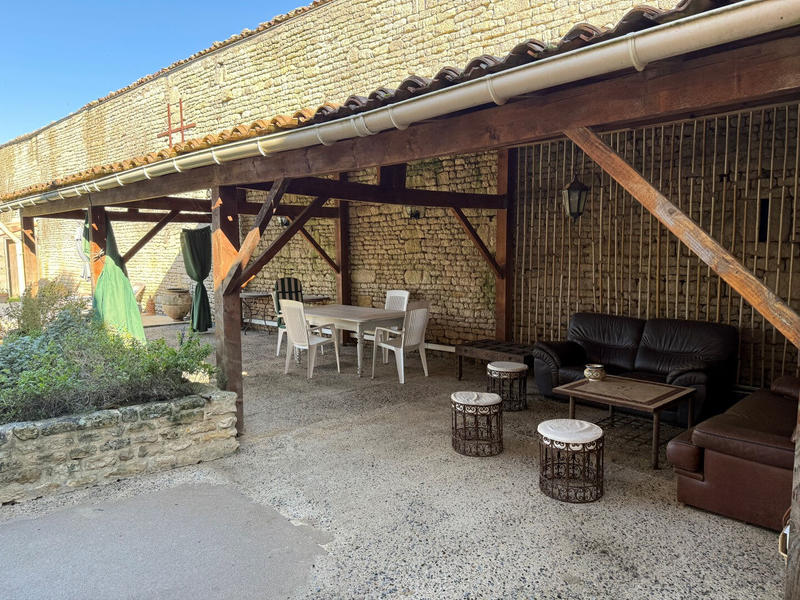 Maison - 200 m² - 6 pièces