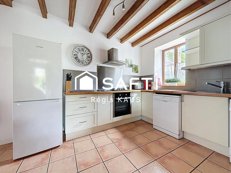 Maison - 300 m² - 12 pièces