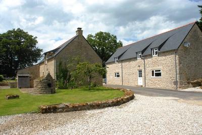 Propriété - 700 m² - 19 pièces