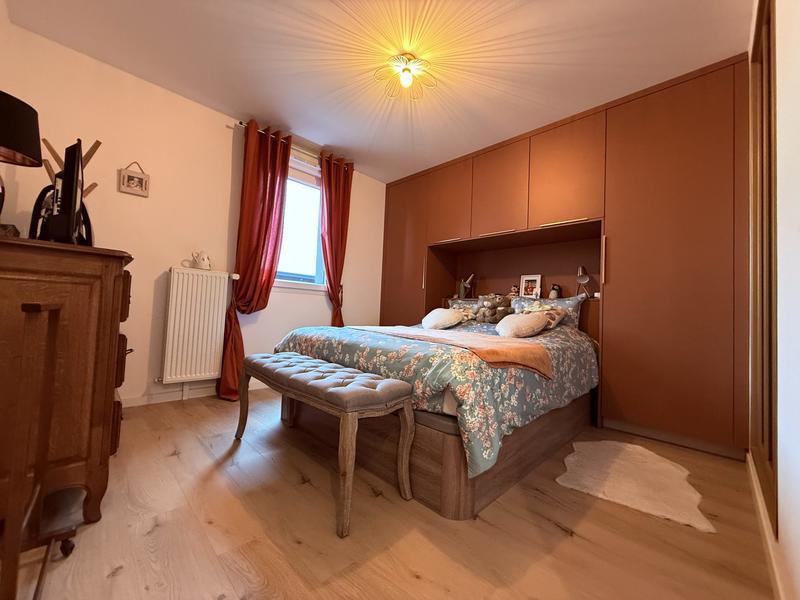 Appartement - 93 m² - 4 pièces