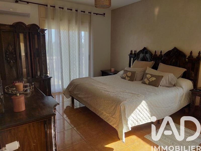 Maison - 267 m² - 5 pièces