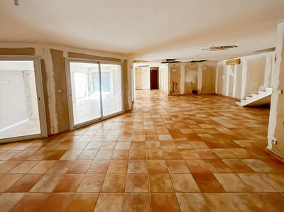 Maison - 193 m² - 6 pièces