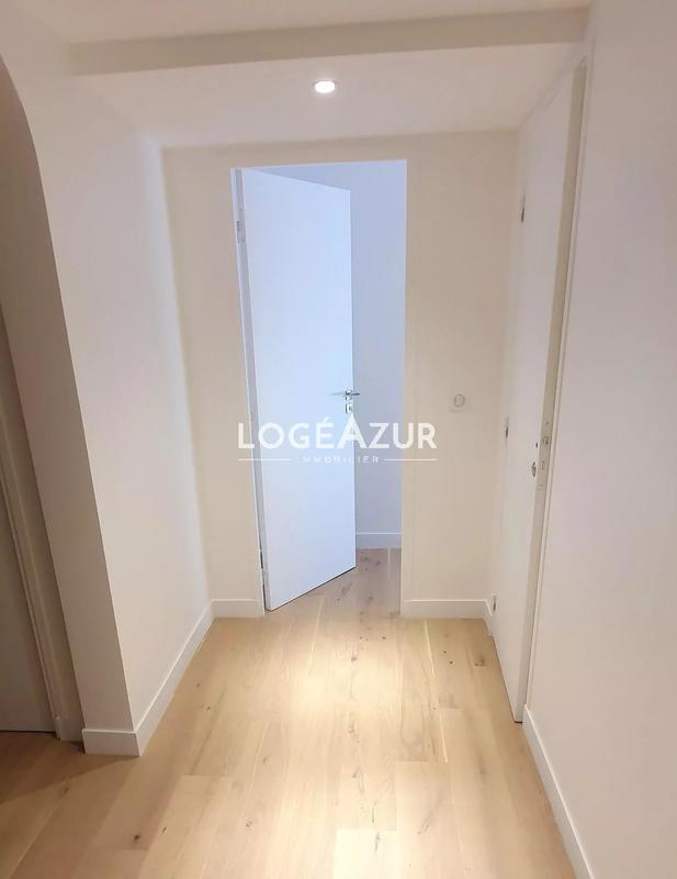 Appartement - 81 m² - 3 pièces