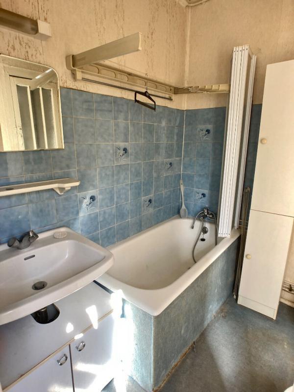 Maison - 230 m² - 9 pièces