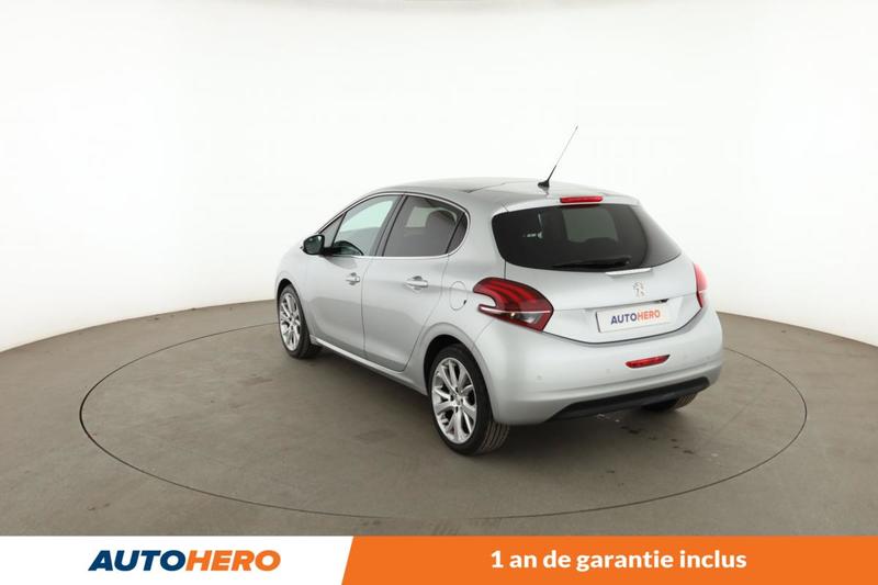Peugeot 208 1.2 PureTech Feline 5p 110 ch
