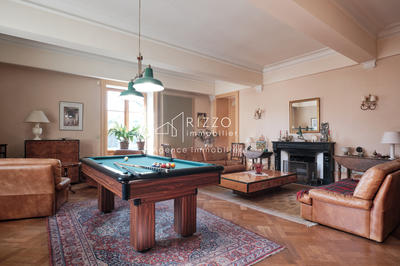 Bastide - 313 m² - 10 pièces