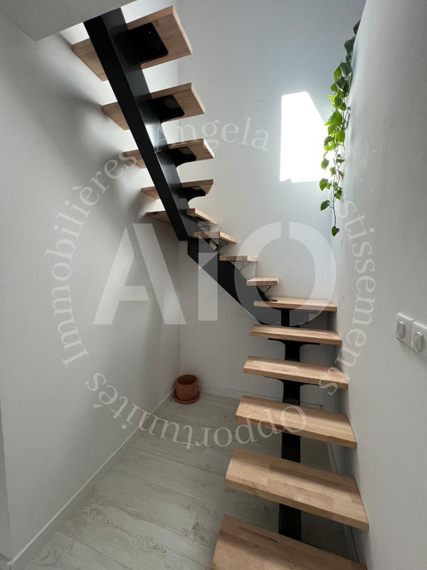 Maison - 98 m² - 5 pièces