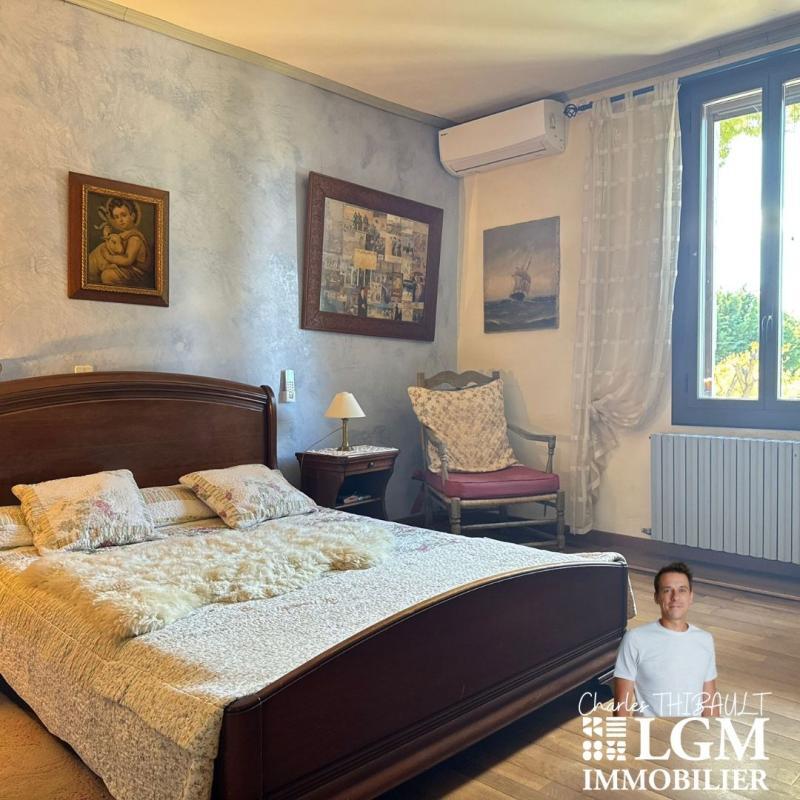 Mas - 200 m² - 6 pièces