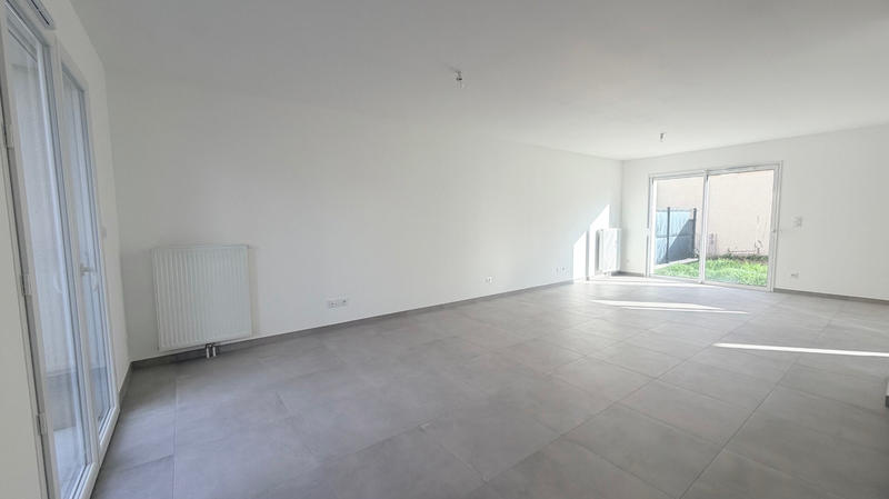 Maison - 99 m² - 4 pièces