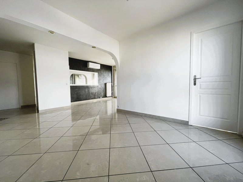 Appartement - 86 m² - 4 pièces