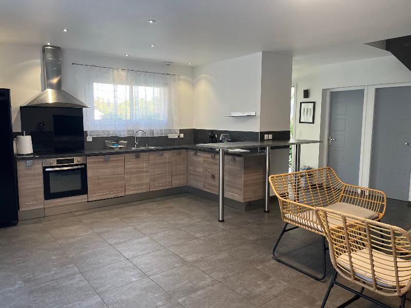 Appartement - 100 m² - 4 pièces