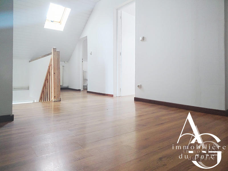 Maison traditionnelle - 113 m² - 6 pièces