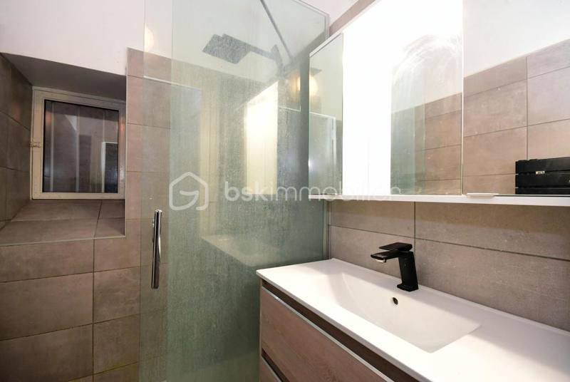 Appartement - 72 m² - 4 pièces