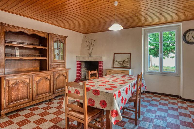 Maison - 104 m² - 6 pièces