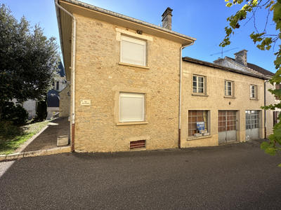 Maison - 160 m² - 9 pièces