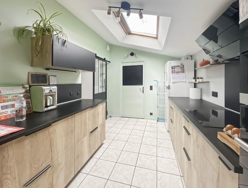 Maison - 95 m² - 5 pièces