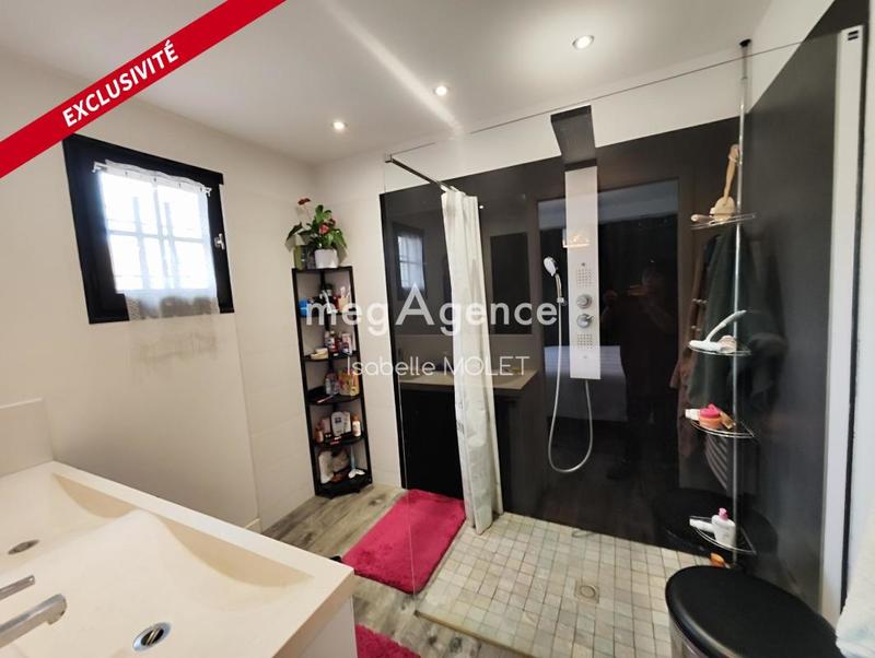 Maison traditionnelle - 160 m² - 7 pièces