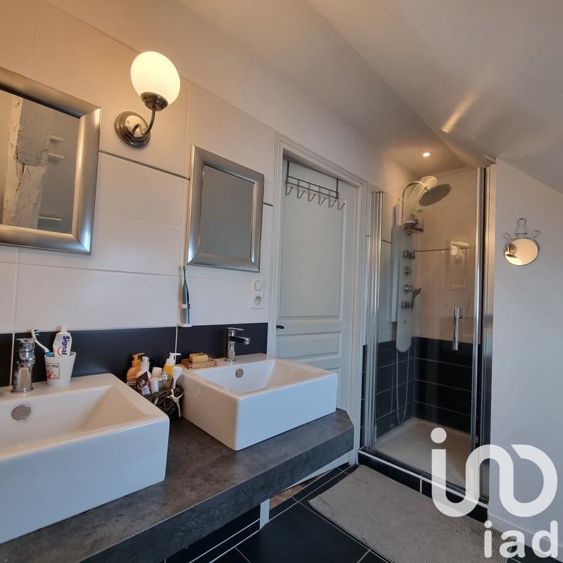 Maison - 188 m² - 7 pièces