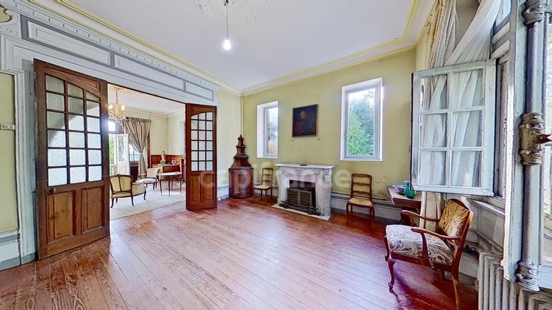 Maison bourgeoise - 259 m² - 10 pièces