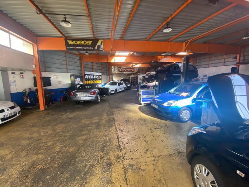 Local d'activités - 509 m²