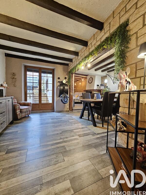 Maison - 127 m² - 5 pièces