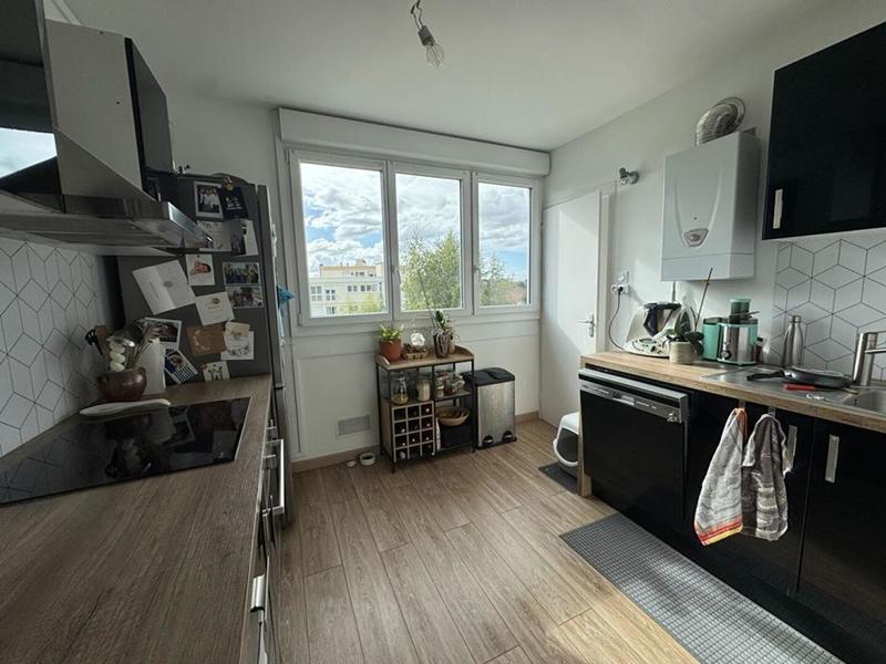 Appartement - 65 m² - 3 pièces