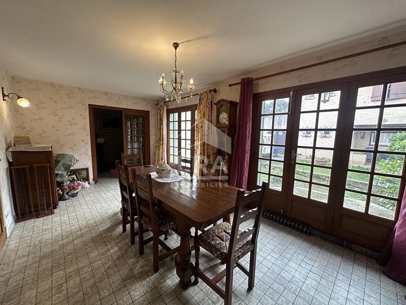 Maison - 93 m² - 4 pièces