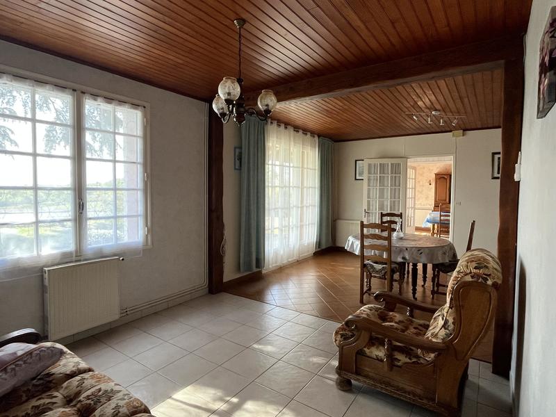 Maison en pierre - 213 m² - 9 pièces