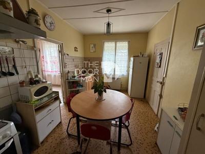 Maison - 56 m² - 5 pièces