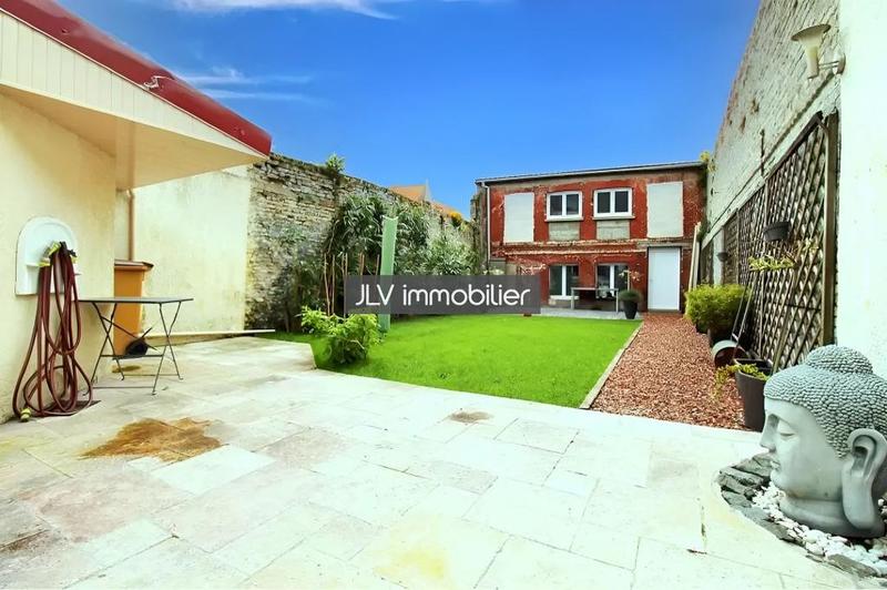 Maison bourgeoise - 170 m² - 6 pièces