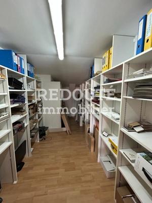 Bureau - 185 m² - 7 pièces