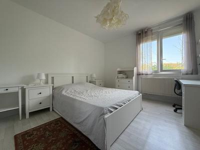 Appartement - 64 m² - 4 pièces