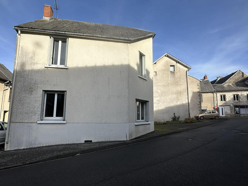 Maison - 86 m² - 4 pièces