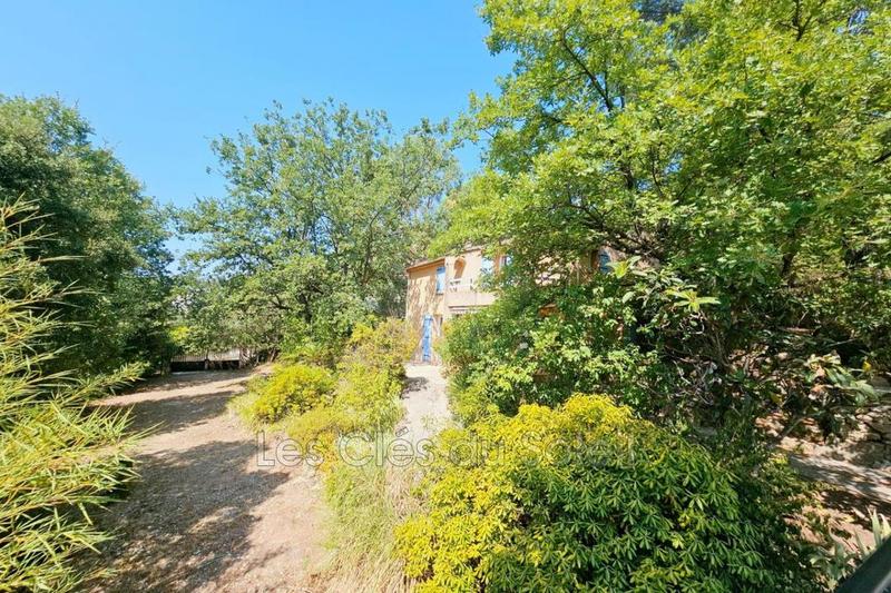 Maison traditionnelle - 92 m² - 5 pièces