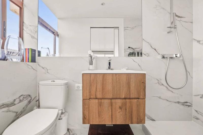 Appartement - 93 m² - 3 pièces